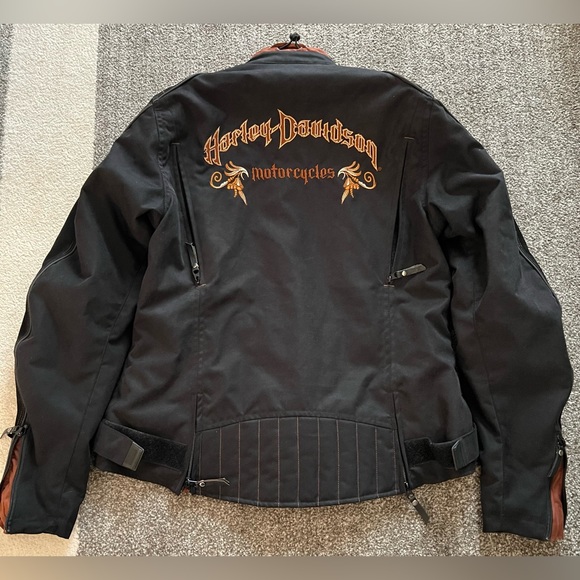 Harley Davidson Riding Jacket - Picture 6 of 8